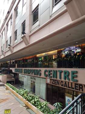 I am looking at Tanglin Shopping Centre's property listing, $2,450,000/mth, what do you think about this?