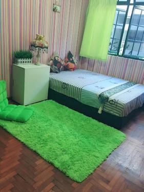 I am looking at East 25 Apartment's property listing, $950/mth, what do you think about this?