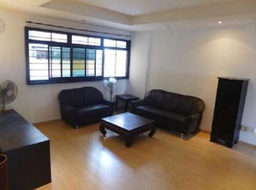 I am looking at 39 Jalan Rumah Tinggi's property listing, $2,600/mth, what do you think about this?