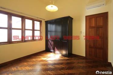 I am looking at Niven Loft's property listing, $6,400/mth, what do you think about this?