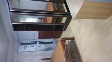 I am looking at Nutmeg Court,'s property listing, $1,400/mth, what do you think about this?