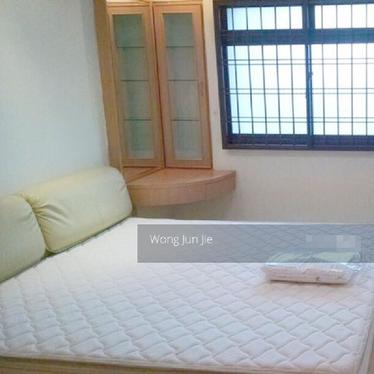 I am looking at 680C Jurong West Central 1's property listing, $2,450/mth, what do you think about this?