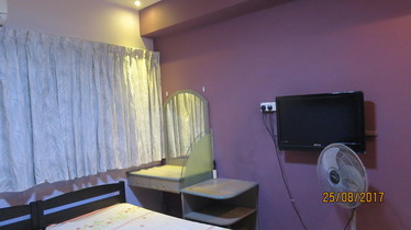 I am looking at Baode Building's property listing, $1,000/mth, what do you think about this?