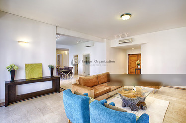 I am looking at Leonie Condotel's property listing, $10,999/mth, what do you think about this?