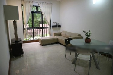 I am looking at Seletaris's property listing, $2,800/mth, what do you think about this?
