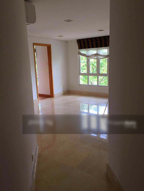 I am looking at The Taipan's property listing, $2,900/mth, what do you think about this?