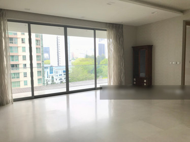 I am looking at Newton Imperial's property listing, $5,999/mth, what do you think about this?