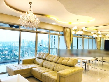 I am looking at The Metropolitan Condo's property listing, $6,400/mth, what do you think about this?
