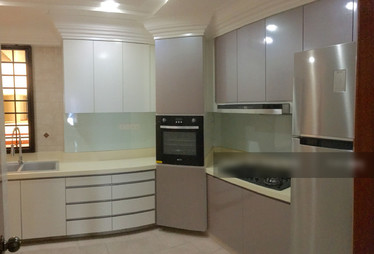 I am looking at SimsVille's property listing, $4,300/mth, what do you think about this?