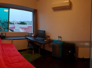 I am looking at Parry Court's property listing, $800/mth, what do you think about this?
