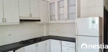 I am looking at Rangoon View's property listing, $400/mth, what do you think about this?