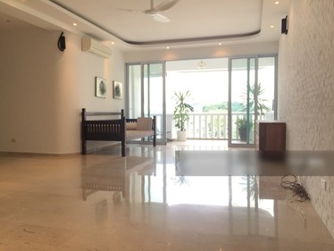 I am looking at Casa Esperanza's property listing, $4,800/mth, what do you think about this?