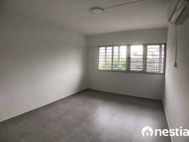 I am looking at 651 Yishun Ave 4's property listing, $500/mth, what do you think about this?