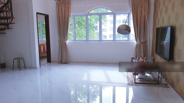 I am looking at Holland Hill Lodge's property listing, $4,500/mth, what do you think about this?