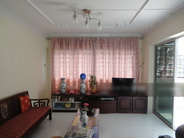 I am looking at 204 Choa Chu Kang Avenue 1's property listing, $2,100/mth, what do you think about this?