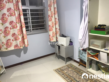 I am looking at 676B Yishun Ring Rd's property listing, $700/mth, what do you think about this?