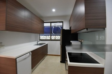 I am looking at The Thomson Duplex's property listing, $6,200/mth, what do you think about this?