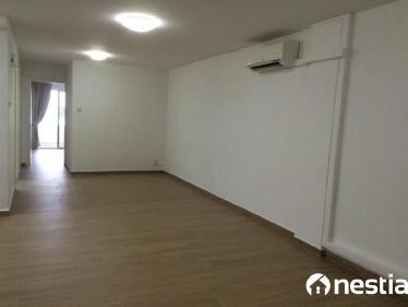 I am looking at The Centrepoint's property listing, $4,000/mth, what do you think about this?
