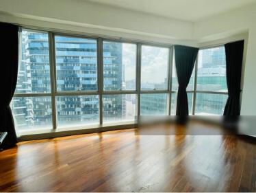 I am looking at The Sail @ Marina Bay's property listing, $6,500/mth, what do you think about this?