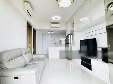 I am looking at D'leedon's property listing, $3,200/mth, what do you think about this?