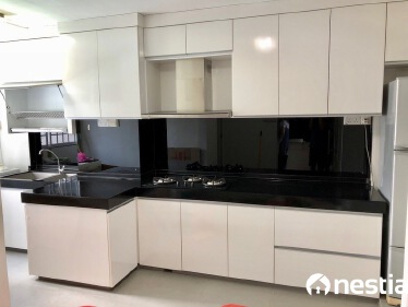 I am looking at 280 Toh Guan Road's property listing, $3,000/mth, what do you think about this?