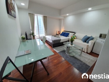 I am looking at The Sail @ Marina Bay's property listing, $3,600/mth, what do you think about this?