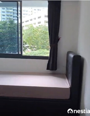 I am looking at 310B Punggol Walk's property listing, $950/mth, what do you think about this?