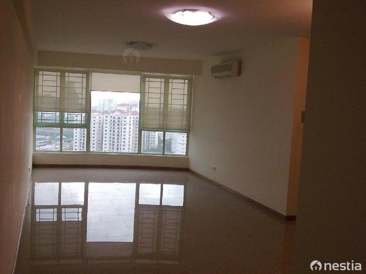 Queens,12 Stirling Road,Entire unit,4+,Condominiums, Apartments and