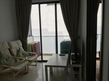 I am looking at Isuites @ Palm's property listing, $1,950/mth, what do you think about this?
