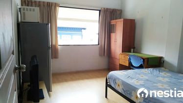 I am looking at 15 Mayo Street's property listing, $1,000/mth, what do you think about this?