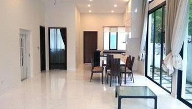 I am looking at Serangoon Garden Estate's property listing, $10,800/mth, what do you think about this?