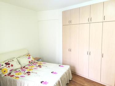 I am looking at Carissa Park Condo's property listing, $2,400/mth, what do you think about this?