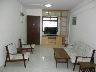 I am looking at 427 Clementi Avenue 3's property listing, $2,180/mth, what do you think about this?