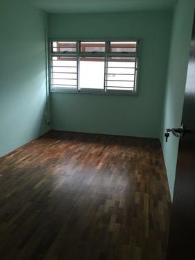 I am looking at 450A Tampines Street 42's property listing, $800/mth, what do you think about this?