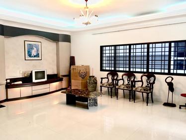 I am looking at Winsome Apartment's property listing, $3,000/mth, what do you think about this?