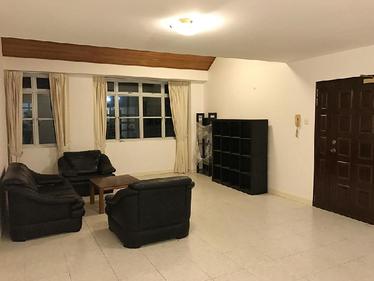 I am looking at Kingston Terrace's property listing, $2,400/mth, what do you think about this?