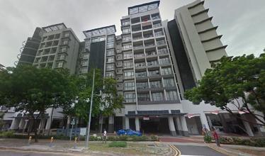 I am looking at The Pier @ Robertson's property listing, $4,800/mth, what do you think about this?