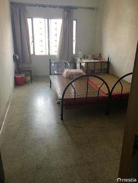 I am looking at Beng Tong Mansion's property listing, $700/mth, what do you think about this?