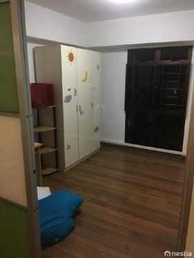 I am looking at 299C Compassvale Street's property listing, $600/mth, what do you think about this?