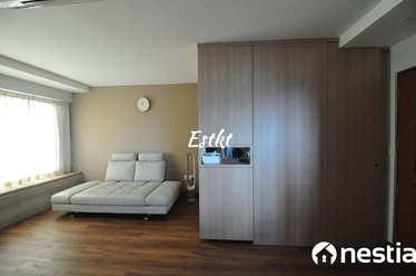 I am looking at 70A Telok Blangah Heights's property listing, $950/mth, what do you think about this?