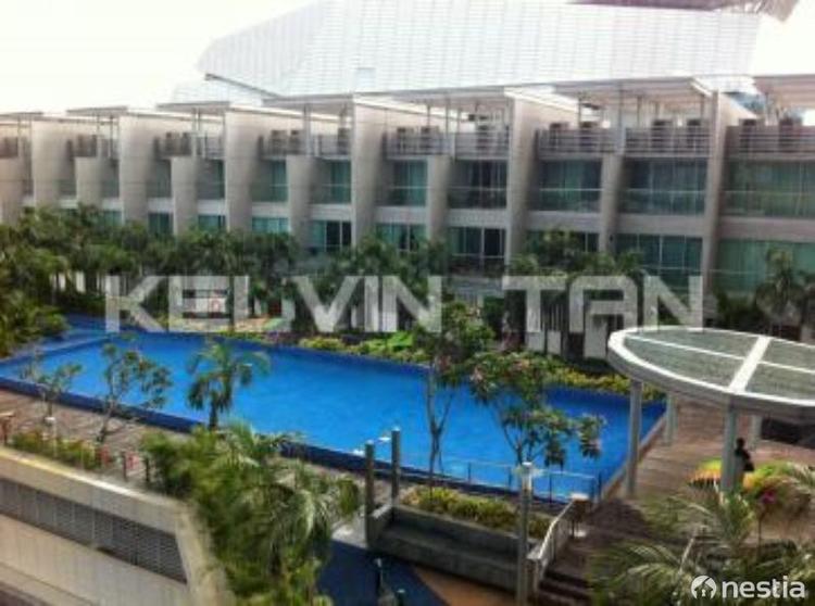 The Rochester 33 Rochester Drive,3,1948 Sqft, Condominiums, Apartments