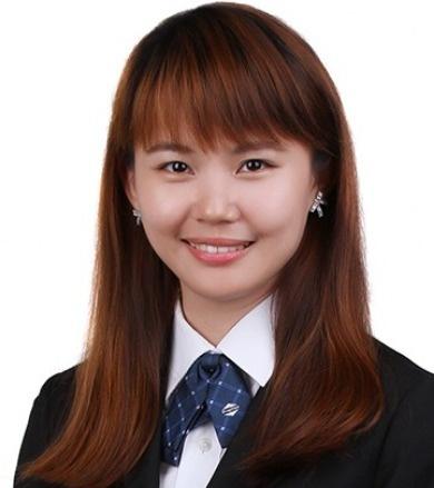 Alisa Hou R057202D 87828795